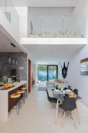 *NEW YORK JUNGLE LOFT* *PRIVATE POOL*
